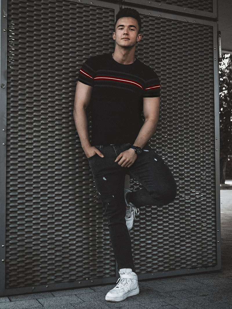 Pánsky sveter Čierny OZONEE L/2296